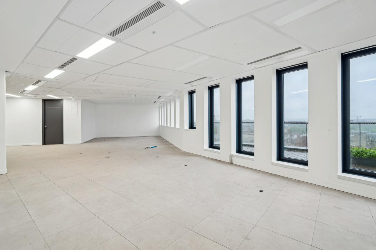Bureau Paris 4200m² Location bureau Paris OLBUR2100333 5